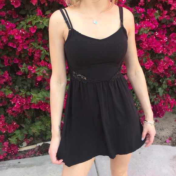 H&M MIDI BLACK DRESS - Picture 2 of 2